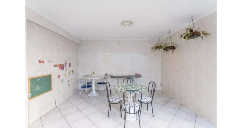 Casa à venda no Bairro da Vila Romana na Rua Vespasiano