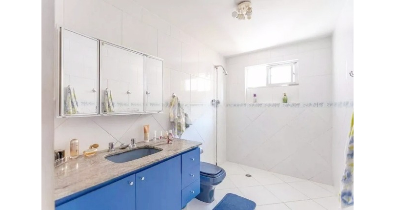 Casa à venda no Bairro da Vila Romana na Rua Vespasiano