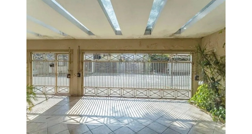 Casa à venda no Bairro da Vila Romana na Rua Vespasiano