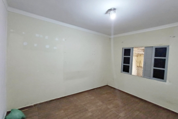 Casa para renda à venda no Bairro do Jardim Santo Elias na Rua Benedito da Fonseca Rondon