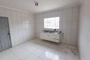 Casa para renda à venda no Bairro do Jardim Santo Elias na Rua Benedito da Fonseca Rondon