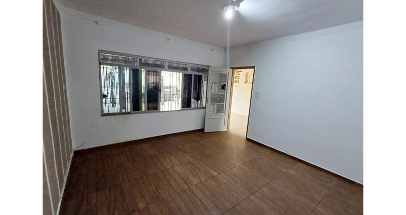 Casa para renda à venda no Bairro do Jardim Santo Elias na Rua Benedito da Fonseca Rondon