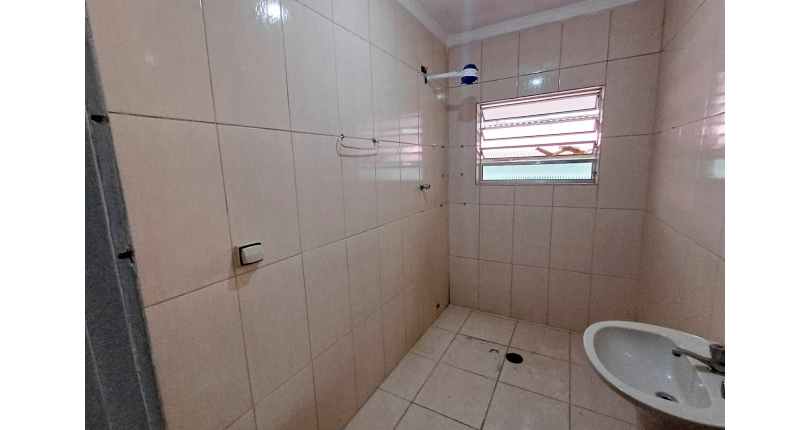 Casa para renda à venda no Bairro do Jardim Santo Elias na Rua Benedito da Fonseca Rondon
