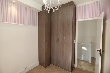 Belo Sobrado à venda no Bairro do Jardim Marisa na Rua José de Souza Ferreira