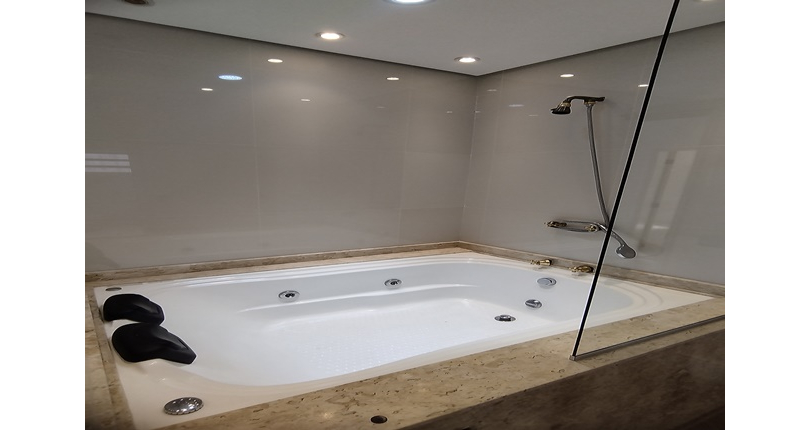 Belo Sobrado à venda no Bairro do Jardim Marisa na Rua José de Souza Ferreira