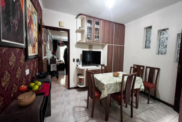 Belo Sobrado à venda no Bairro da Vila Boaçava na Rua Ribeirão Vermelho,