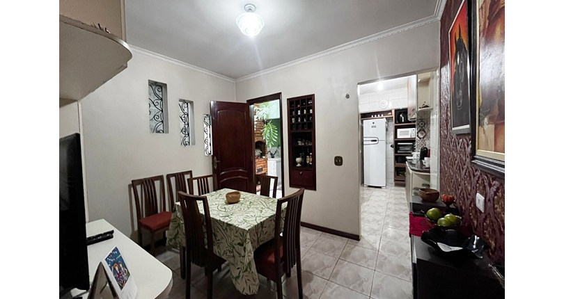 Belo Sobrado à venda no Bairro da Vila Boaçava na Rua Ribeirão Vermelho,