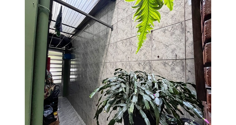 Belo Sobrado à venda no Bairro da Vila Boaçava na Rua Ribeirão Vermelho,