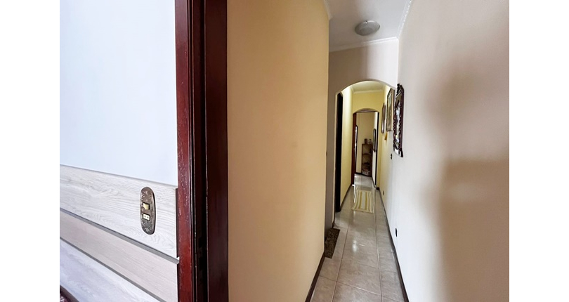 Belo Sobrado à venda no Bairro da Vila Boaçava na Rua Ribeirão Vermelho,