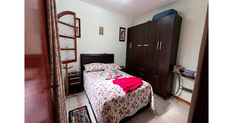 Belo Sobrado à venda no Bairro da Vila Boaçava na Rua Ribeirão Vermelho,