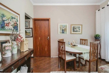 Casa Térrea à venda no Bairro do Parque São Domingos na Avenida General Charles de Gaulle