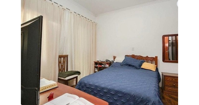 Casa Térrea à venda no Bairro do Parque São Domingos na Avenida General Charles de Gaulle