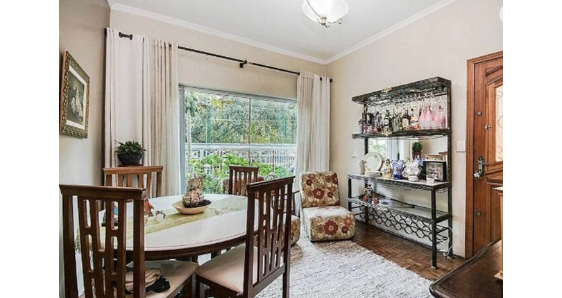 Casa Térrea à venda no Bairro do Parque São Domingos na Avenida General Charles de Gaulle