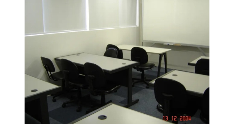 Prédio Comercial à venda no Bairro da Barra Funda na Rua Anhangüera