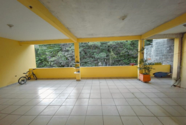 Casa à venda no Bairro da Vila Chica Luisa na Rua Antônio Cardoso Nogueira