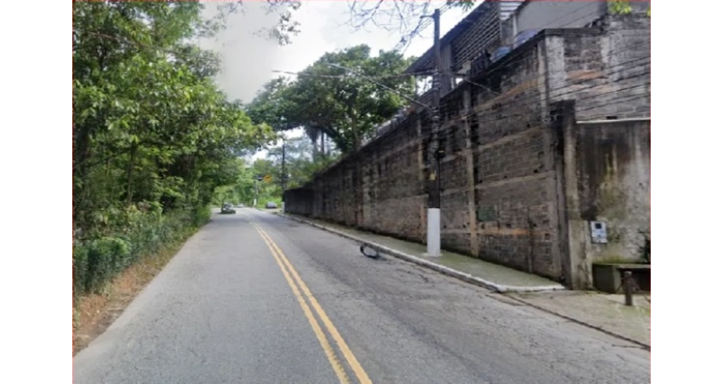 Casa à venda no Bairro da Vila Chica Luisa na Rua Antônio Cardoso Nogueira