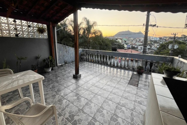 Sobrado à venda no Bairro da Vila Pirituba na Rua Soares de Meireles,