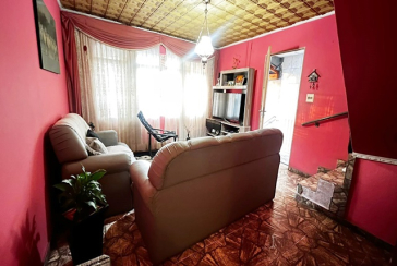 Sobrado à venda no Bairro da Vila Pirituba na Rua Soares de Meireles,