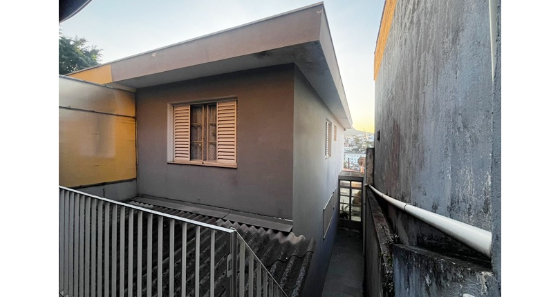 Sobrado à venda no Bairro da Vila Pirituba na Rua Soares de Meireles,