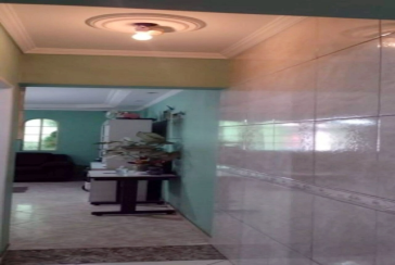 Sobrado à venda no Bairro do Conjunto Habitacional Turística na Rua Duse Naccarati