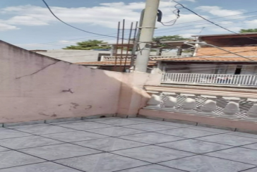 Sobrado à venda no Bairro do Conjunto Habitacional Turística na Rua Duse Naccarati 