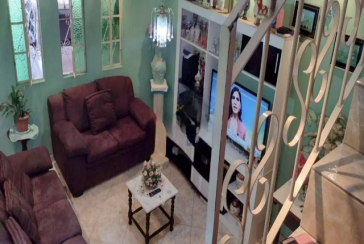 Sobrado à venda no Bairro do Conjunto Habitacional Turística na Rua Duse Naccarati