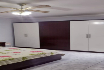 Sobrado à venda no Bairro do Conjunto Habitacional Turística na Rua Duse Naccarati 