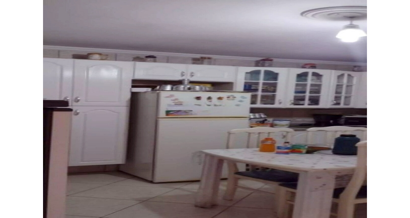 Sobrado à venda no Bairro do Conjunto Habitacional Turística na Rua Duse Naccarati