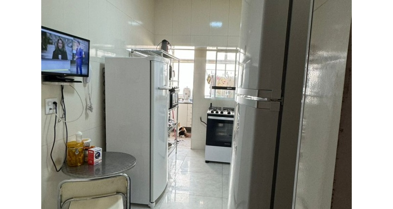 Apartamento à venda no Bairro da Lapa na Rua Faustolo 1861