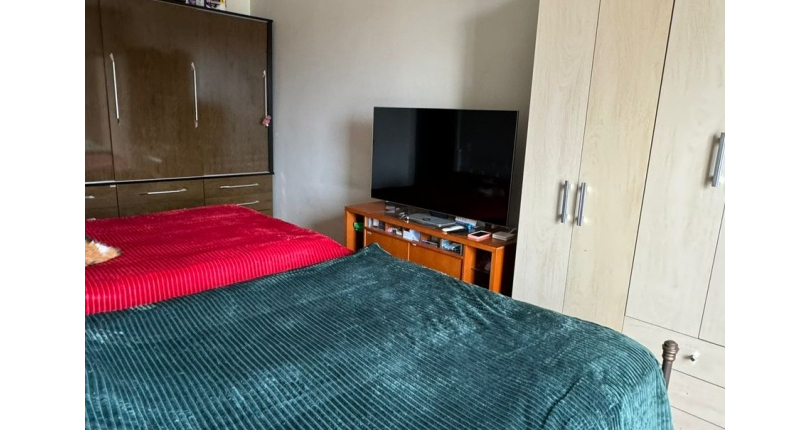 Apartamento à venda no Bairro da Lapa na Rua Faustolo 1861