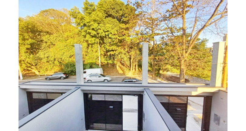 Sobrado à venda Rua José Teodoro Vieira, Parque Maria Domitila - Imóveis à Venda