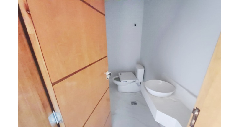 Sobrado à venda Rua José Teodoro Vieira, Parque Maria Domitila - Imóveis à Venda