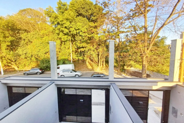 Sobrado novo à Venda no Bairro do Parque Maria Domitila na Rua José Teodoro Vieira,