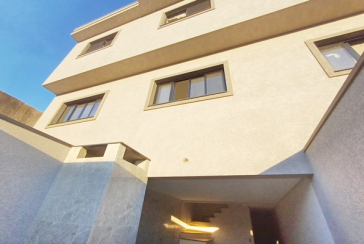 Sobrado novo à Venda no Bairro do Parque Maria Domitila na Rua José Teodoro Vieira,