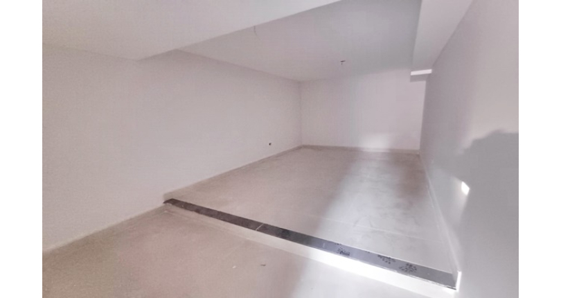 Sobrado novo à Venda no Bairro do Parque Maria Domitila na Rua José Teodoro Vieira,