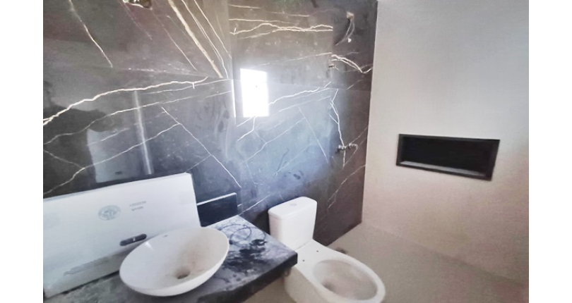 Sobrado novo à Venda no Bairro do Parque Maria Domitila na Rua José Teodoro Vieira,