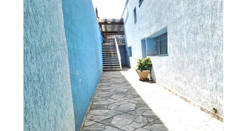 Belo Sobrado à venda na Vila Pirituba na Rua Carlos Malheiro Dias 