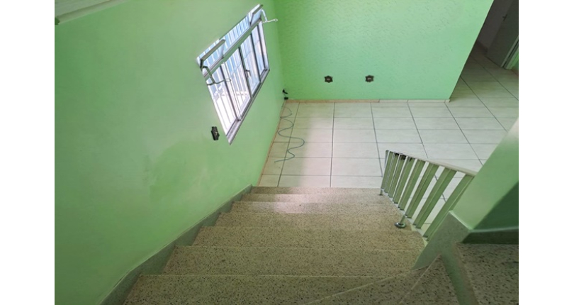 Belo Sobrado à venda na Vila Pirituba na Rua Carlos Malheiro Dias 