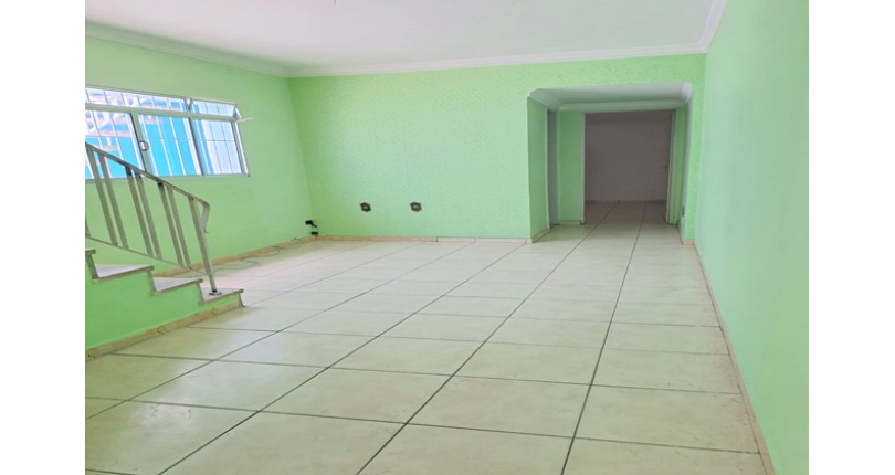 Belo Sobrado à venda na Vila Pirituba na Rua Carlos Malheiro Dias 