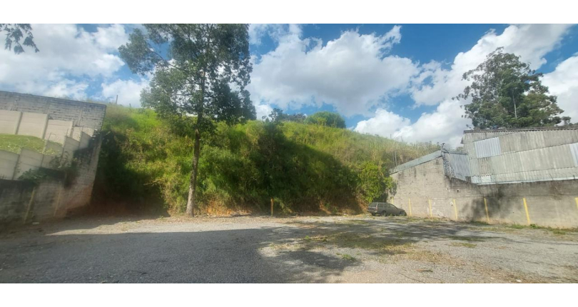 Terreno à venda no Bairro do Jardim São João (Jaraguá) na Rua Friedrich Von Voith, 