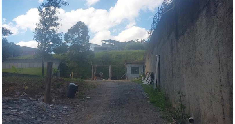 Terreno à venda no Bairro do Jardim São João (Jaraguá) na Rua Friedrich Von Voith, 