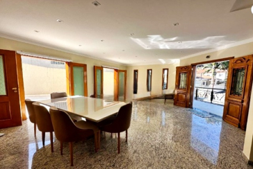 Lindo Sobrado à venda no Bairro do City América na Avenida Cardeal Motta,