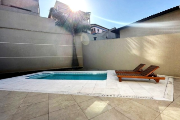 Lindo Sobrado à venda no Bairro do City América na Avenida Cardeal Motta,