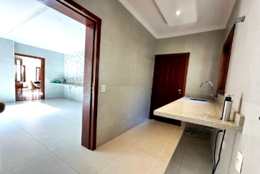 Lindo Sobrado à venda no Bairro do City América na Avenida Cardeal Motta,