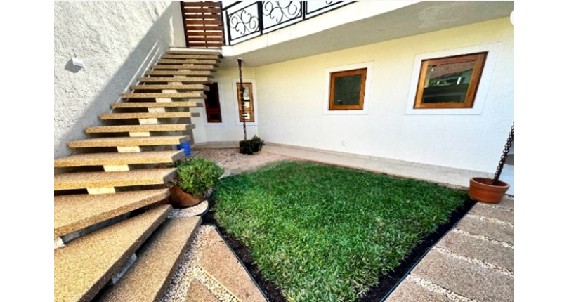 Lindo Sobrado à venda no Bairro do City América na Avenida Cardeal Motta,