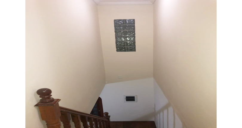  Sobrado à venda no Bairro do Conjunto Habitacional Turística na Rua Perry Salles,