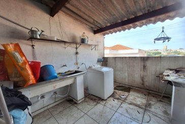 Excelente Casa à venda no Jardim Santo Elias na Rua Sandoval Ferreira Cabral,