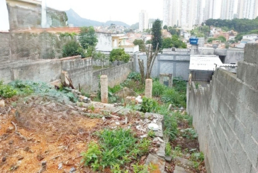 Terreno à venda no Bairro da Vila Pirituba na Rua Padre João de Almeida
