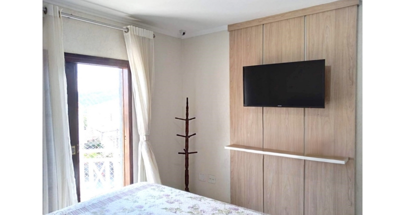 Sobrado à venda no Bairro da Vila Clarice na Rua Coronel Walter da Silva Porto,