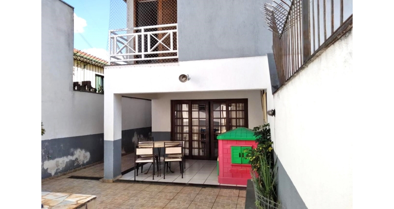 Sobrado à venda no Bairro da Vila Clarice na Rua Coronel Walter da Silva Porto,